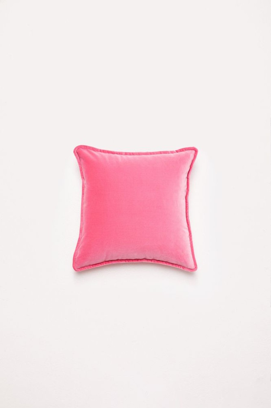 Cushions Hommey | Cushion - Essential Velvet Bubblegum (Cover Only)