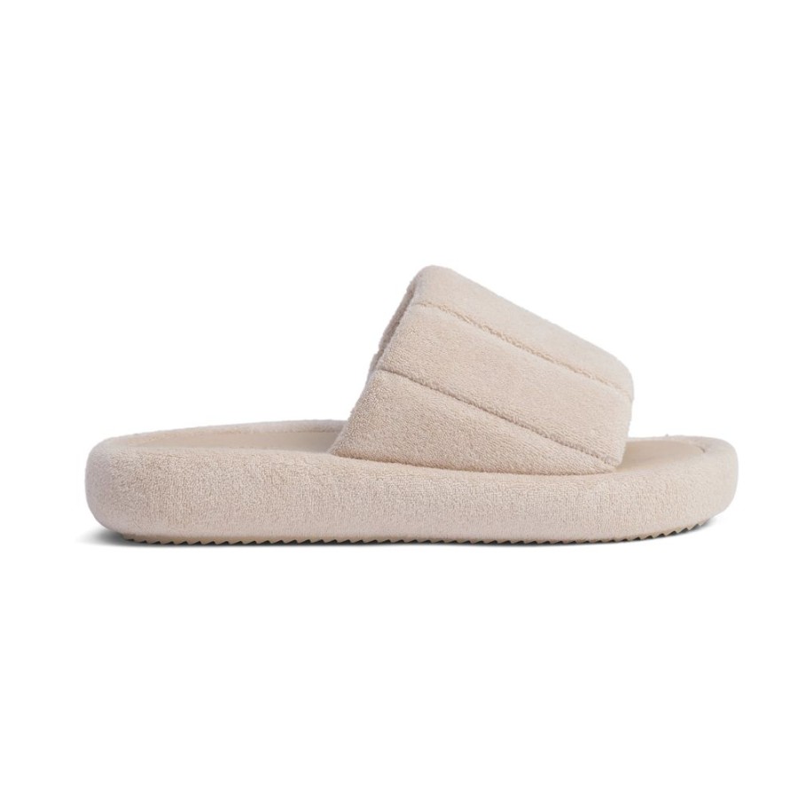 Socks & Slides Hommey | Bobbi Coconut