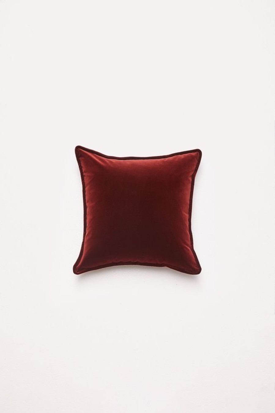 Cushions Hommey | Cushion - Essential Velvet Cognac Cushion