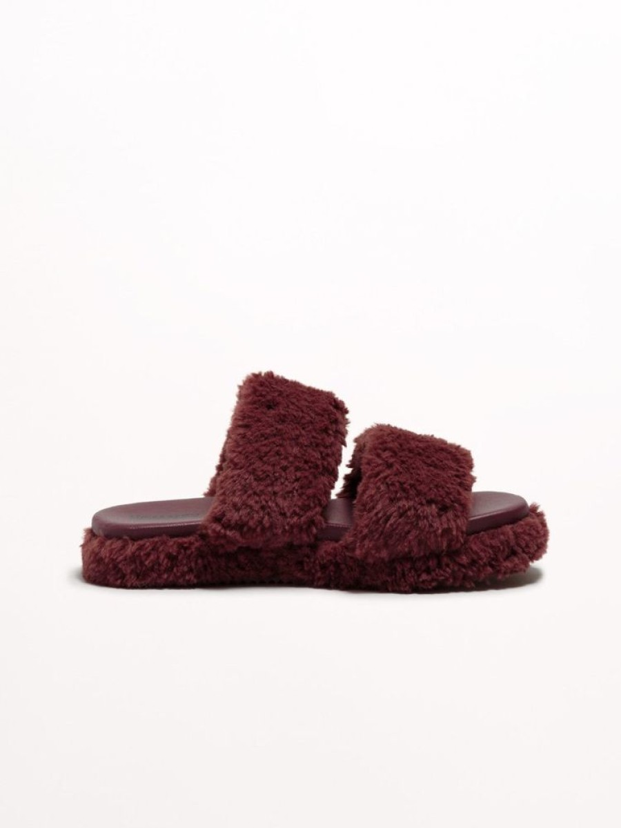 Socks & Slides Hommey | Willow Cherry