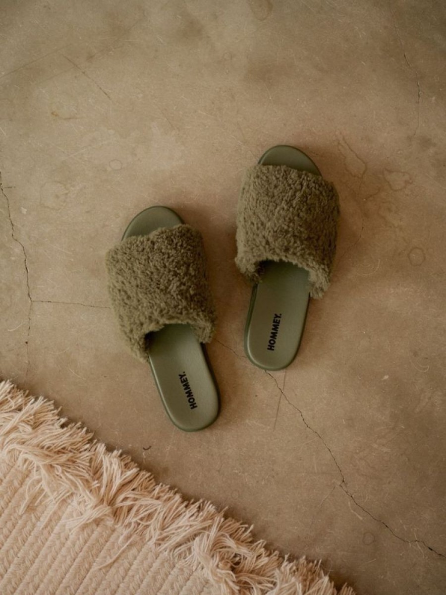 Socks & Slides Hommey | Poppy Olive